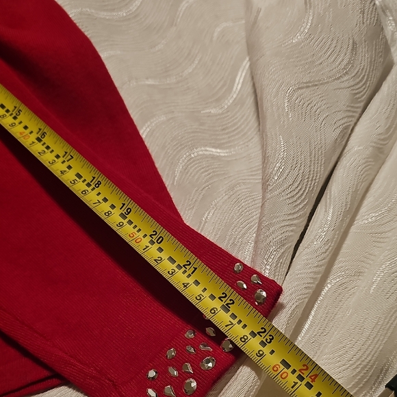 Belldini Red Tunic Sweater with Stud Accents Womans Large - Picture 9 of 10